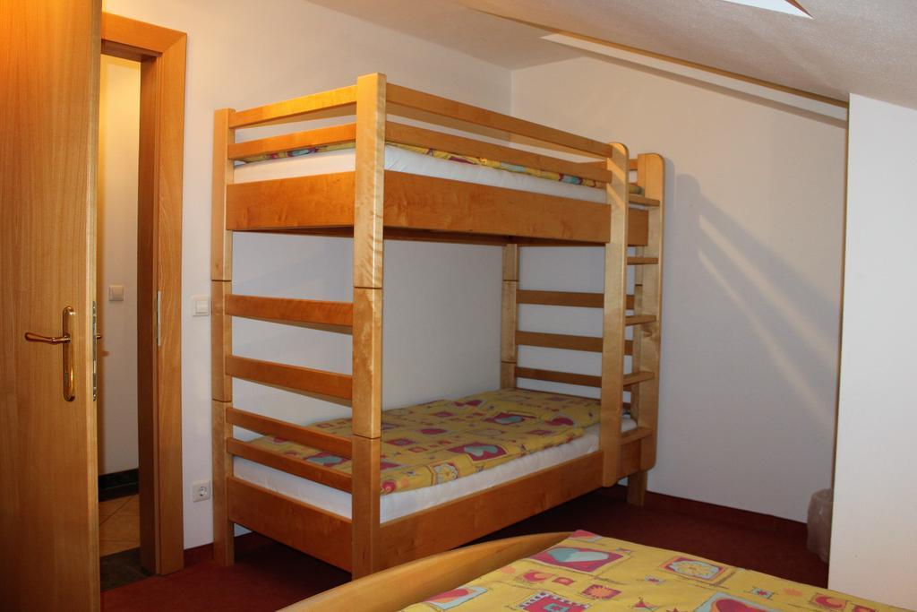 Untersteinhof Apartment Форстау Екстериор снимка